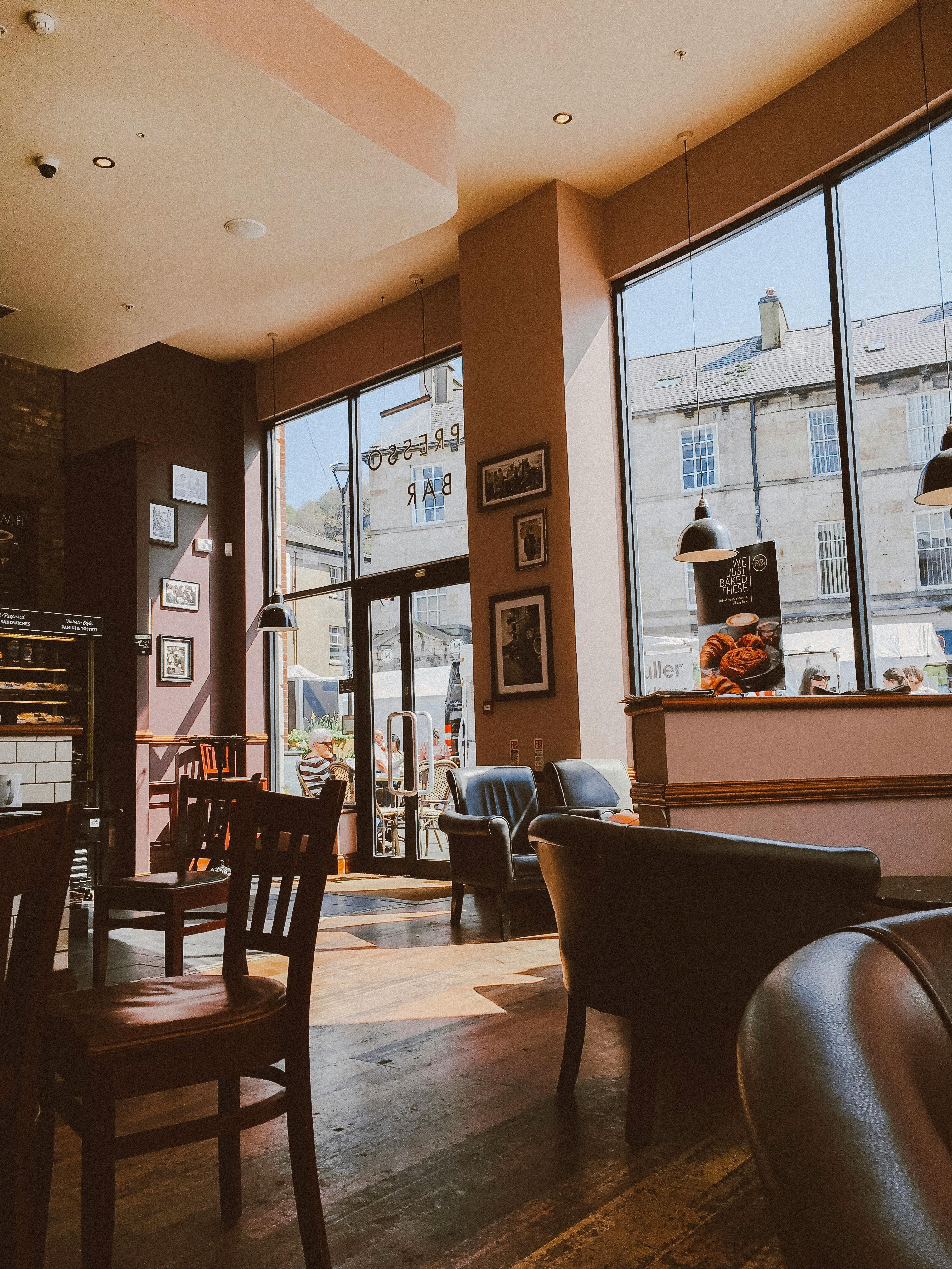 Studios vs Cafés vs Homes: What Works Best for Content Shoots?